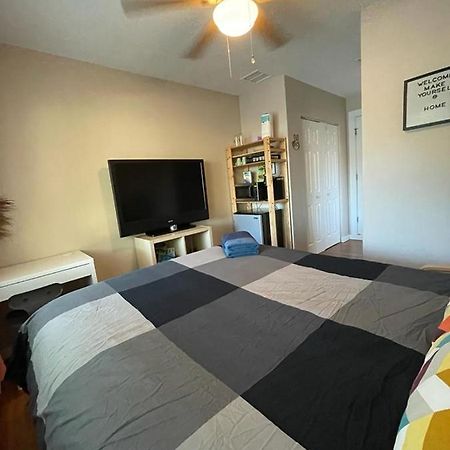 Quaint Guest Room Close To Siesta Key Sarasota Exterior foto